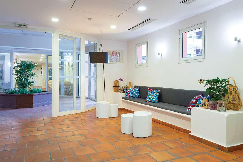 Zenitude Hôtel-Résidences Le Cannet Interior foto